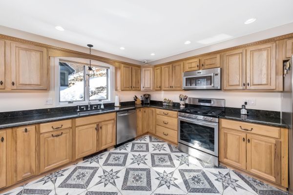 Professional Custom Cabinet Making
