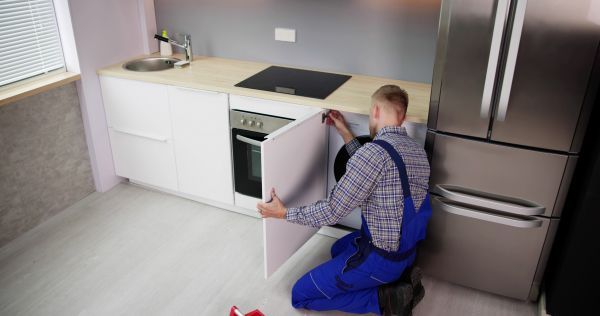 Professional Broken Cabinet Repair